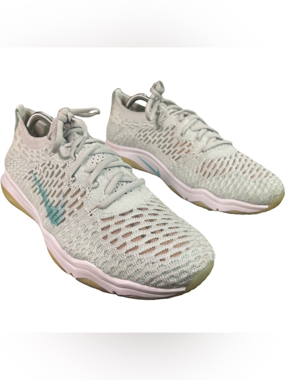 Nike Air Zoom Fearless Flyknit Womens 9.5 Running Shoes Light Green